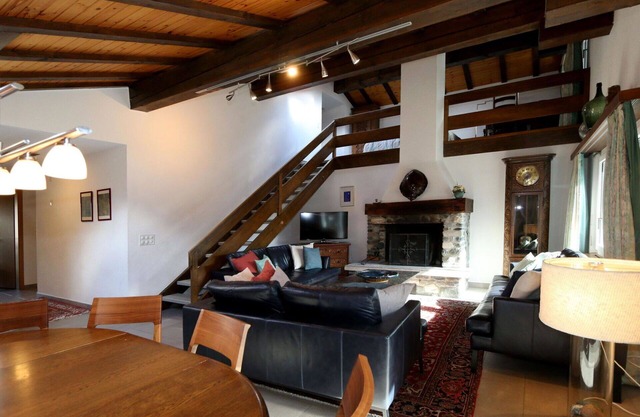 Lovely apartment for 8 people with WIFI, TV and balcony