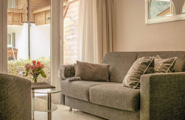 Lovely apartment for 3 people with WIFI, TV, terrace and parking