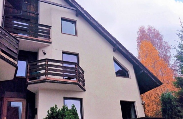 Lovely apartment for 10 guests with WIFI, TV, balcony and pets allowed