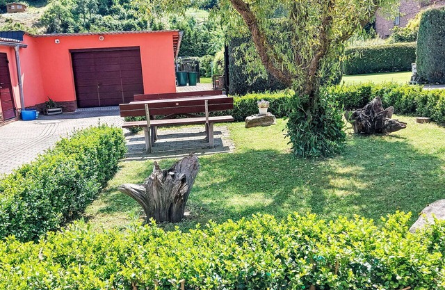 Lovely apartment for 2 people with WIFI, TV, patio and parking