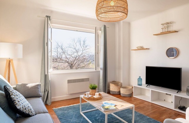 Lovely apartment for 2 people with WIFI and TV