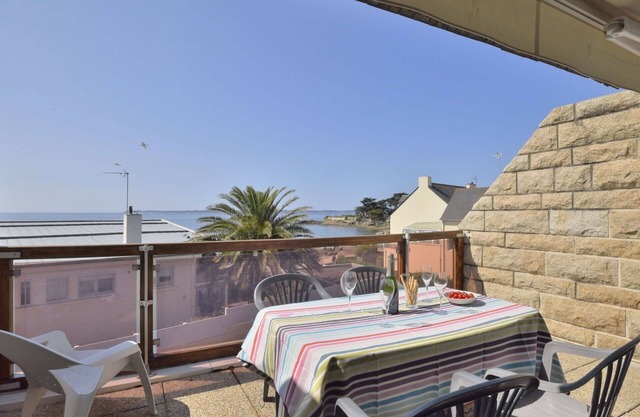 Lovely apartment for 4 people with WIFI, TV, balcony and parking