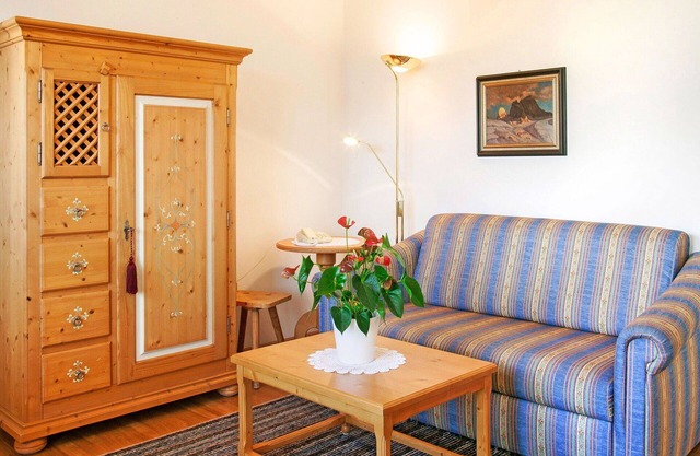 Lovely apartment for 3 guests with WIFI, pool, A/C, TV, terrace, pets allowed and parking