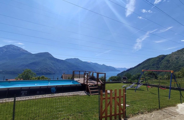 Lovely apartment for 6 guests with pool, WIFI, hot tub, TV, terrace and parking