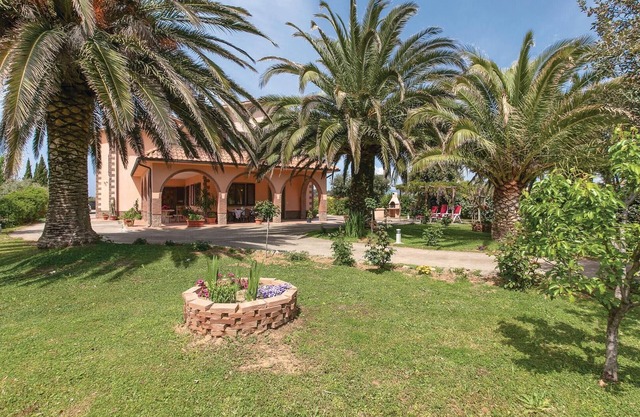 Lovely apartment in Cecina LI