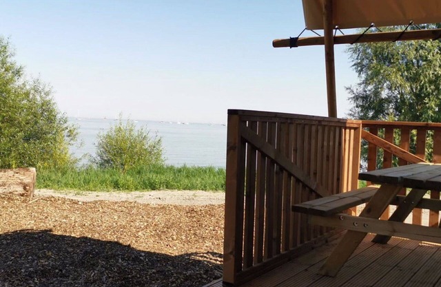 Lovely apartment in villa for 5 guests with WIFI, TV, terrace and parking
