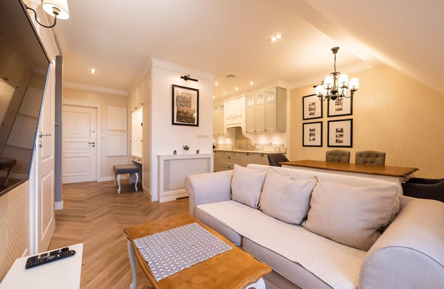 Lovely Apartment In The Heart of Warsaw