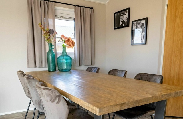 Lovely apartment in villa for 6 guests with WIFI, TV, terrace and parking