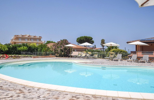 Lovely apartment in Zambrone