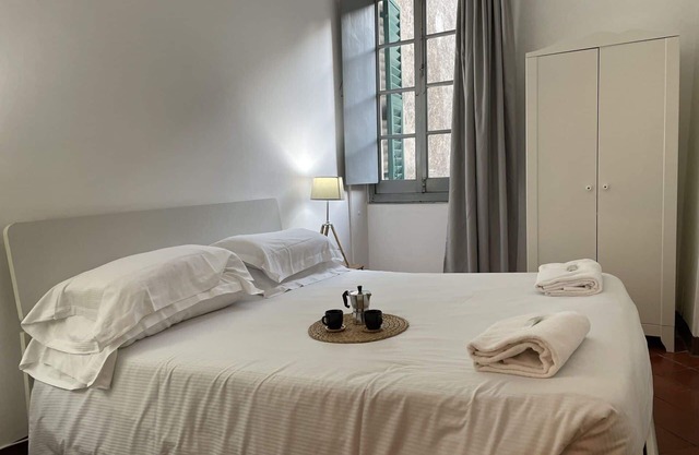 Lovely apartment for 6 guests with WIFI, TV, pets allowed and parking
