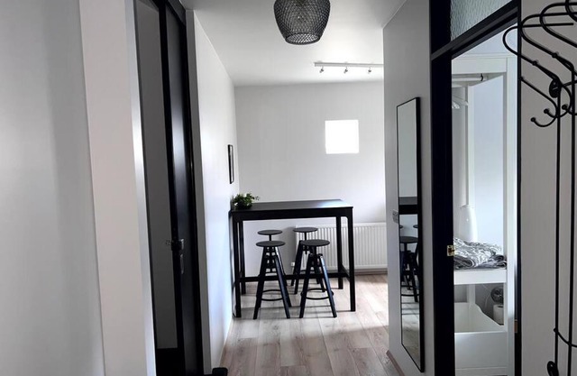 Lovely Apartment with 2-bedrooms and living room for 4 guests, max 6 - Seaside Neighborhood