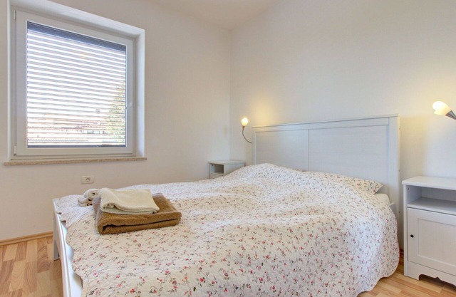 Lovely apartment with A/C, WIFI, pool, balcony, pets allowed, panoramic view and parking