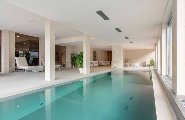 Lovely apartment with pool, WIFI, A/C, hot tub, TV, balcony, panoramic view and parking