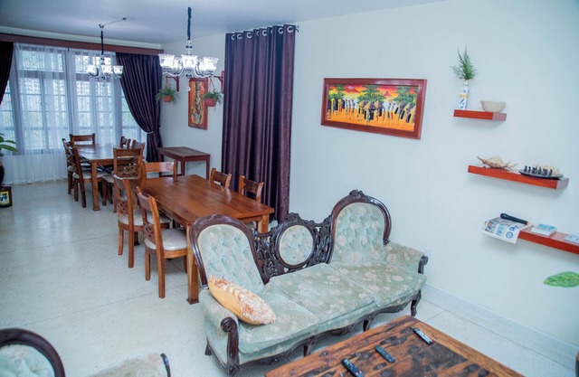 Lovely bed & breakfast with AC in Kilimanjaro - Room 6