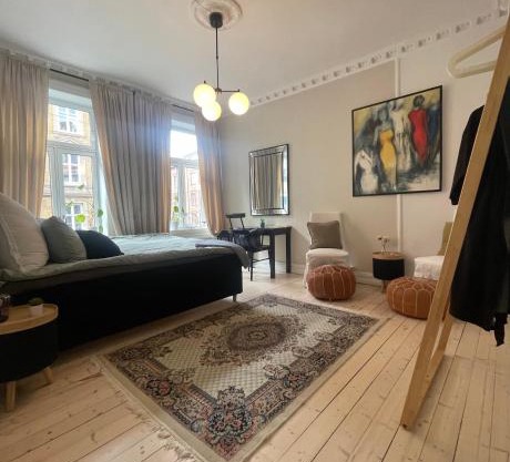 Lovely central apartment with two large bedrooms nearby Oslo Opera, vis a vis Botanical garden