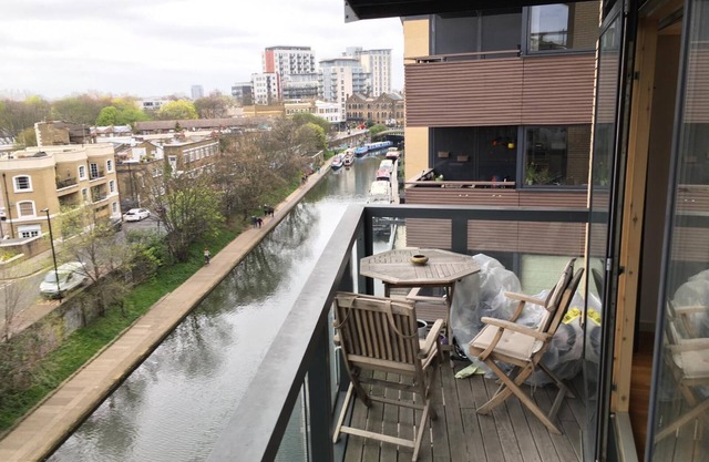 Lovely Central London two bedroom Apartment (24 hrs concierge)