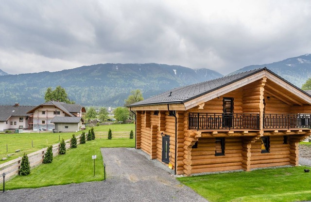 Lovely Chalet with lush green view in Carinthia