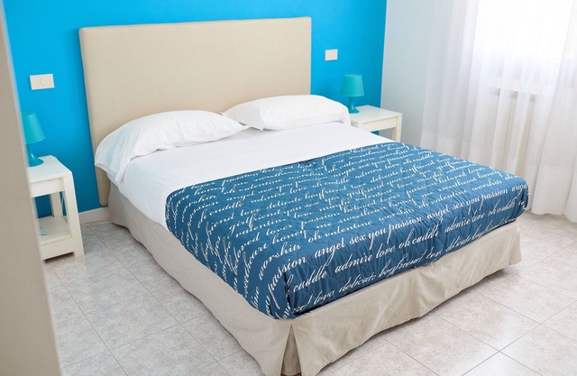 Lovely Cobalt apartment 100 meters from the sea