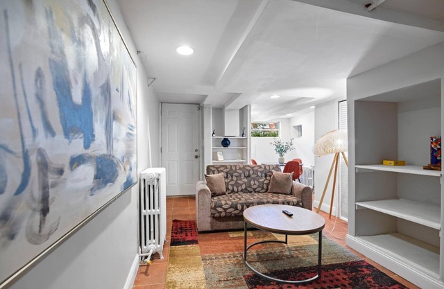 Lovely Columbia Heights gem
