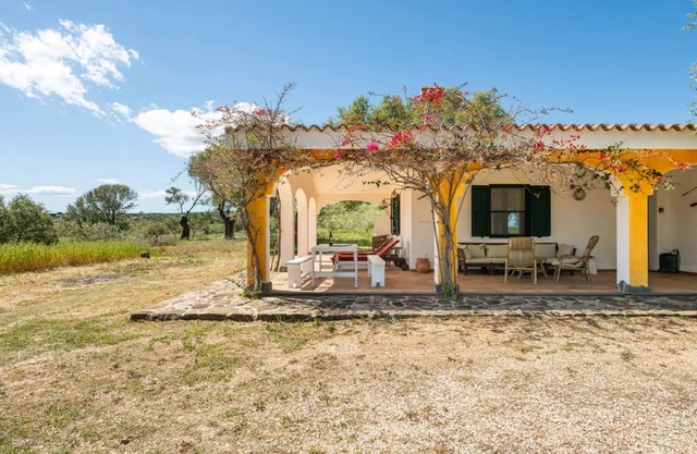 Lovely cottage with private wide garden near Orosei