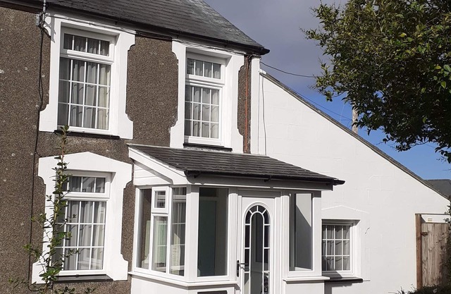 Lovely Cottage In Morfa Nefyn. 3 bed 2 bath. No pets.