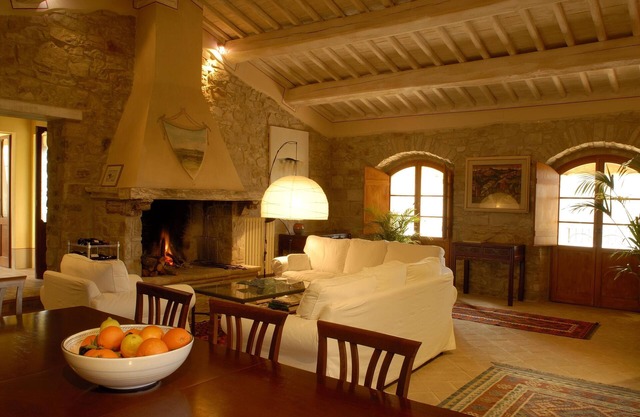 Lovely country home near Todi, with everything needed for a perfect holiday.