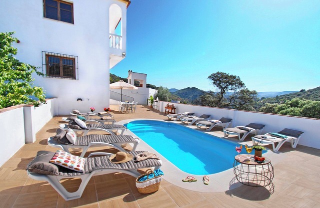Lovely family-sized villa with pool, natural surroundings.