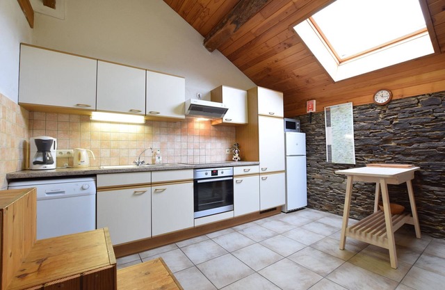 Lovely Holiday Home In Frahan wIth Terrace