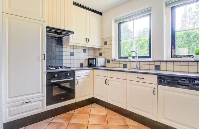 Lovely Holiday Home in Lunteren near Forest