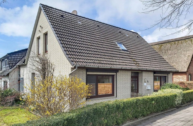 Lovely home in Wurster Nordseeküste