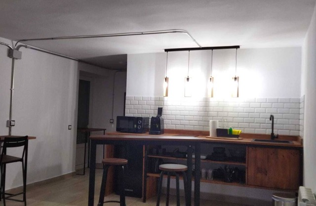 Lovely home, cozy corner in el Bosque, Madrid.