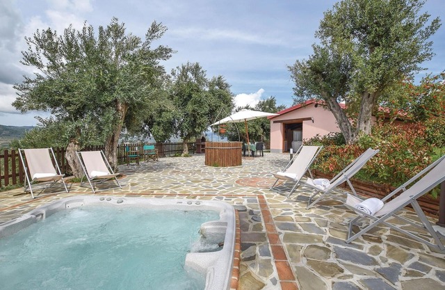 Lovely home in Stella Cilento SA