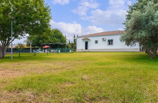 Lovely home in Arahal (sevilla)