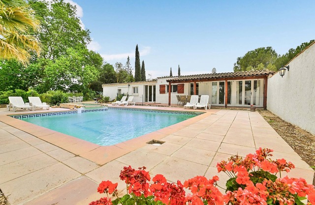 Lovely home in Aspiran
