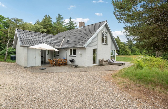 Lovely home in Bedsted Thy with sauna