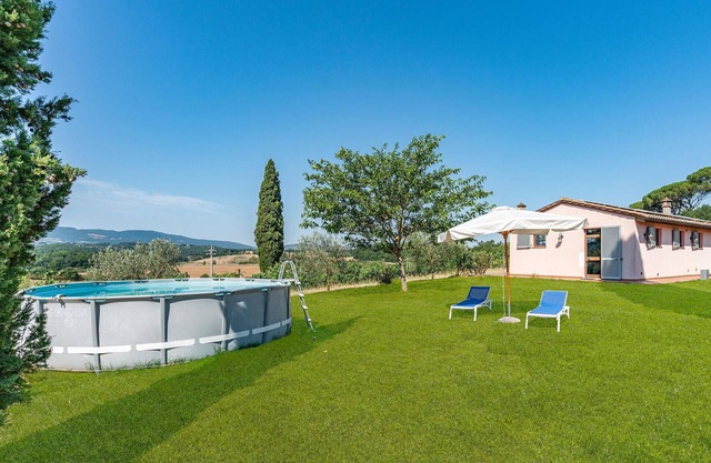 Lovely home in Chiusi