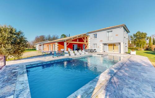 Lovely Home In Eyraud-Crempse-Maurens