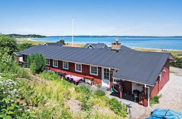 Lovely home in Fredericia with WiFi