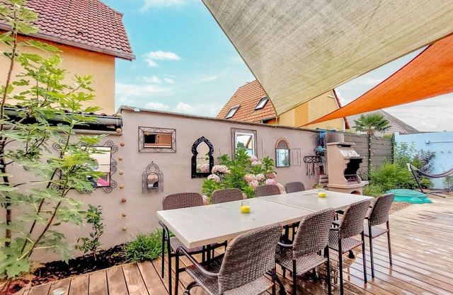 Lovely home in Geispolsheim with WiFi