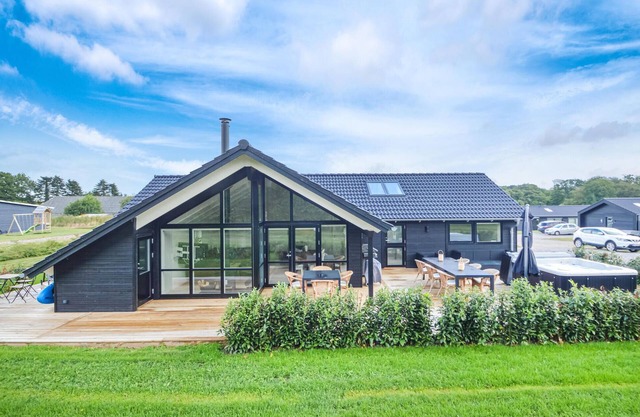 Lovely home in Haderslev with sauna
