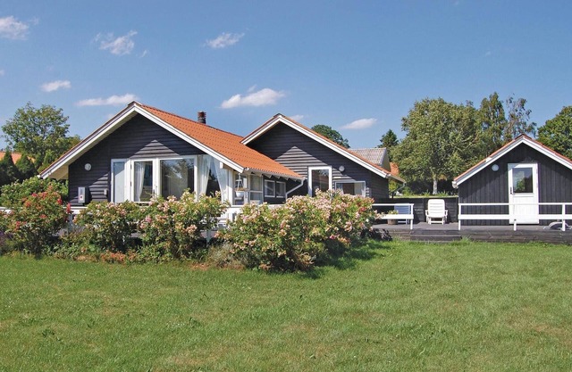 Lovely home in Hejls with sauna
