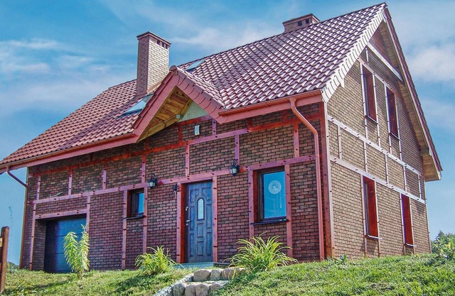 Lovely home in Izbica with WiFi