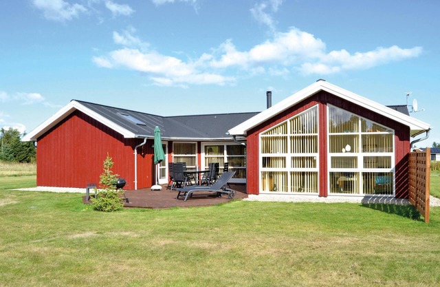 Lovely home in Jerup with WiFi