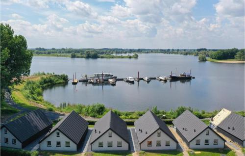 Lovely Home In Kerkdriel With Lake View