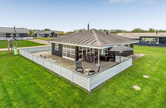 Lovely home in Nordborg with WiFi