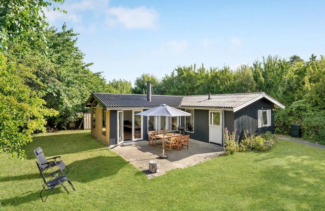 Lovely home in Nysted with WiFi