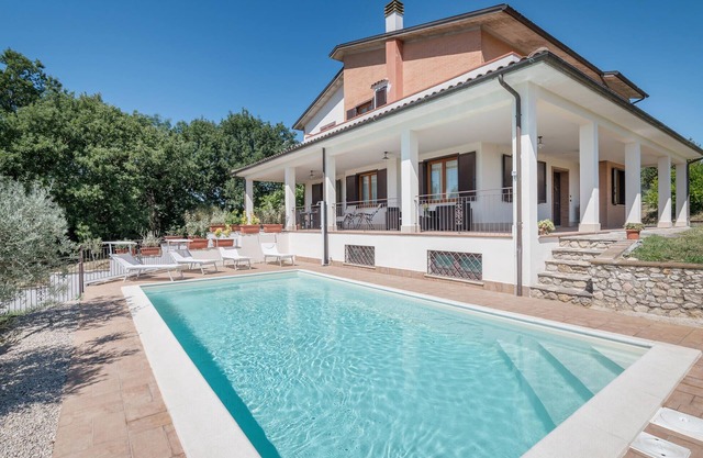 Lovely home in Otricoli with kitchen