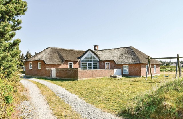 Lovely home in Ringkøbing with sauna