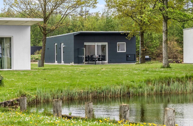 Lovely home in Ringkøbing with kitchen