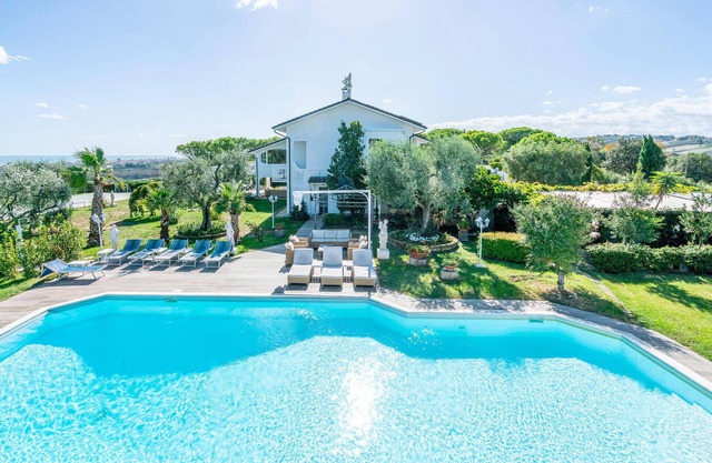 Lovely home in S.Costanzo (PU)
